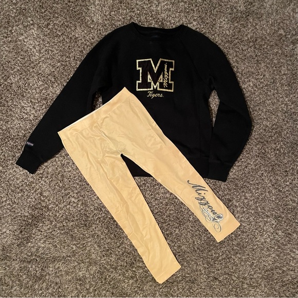 University of Missouri bundle of clothing, women’s small - Picture 2 of 8